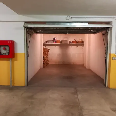 Exclusive Flat With Pool Apartment *